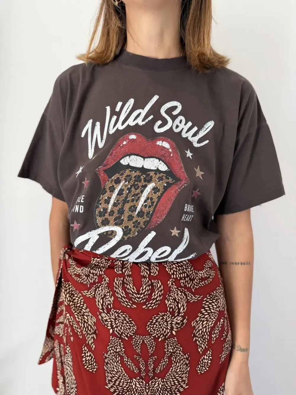 Lightweight Graphic Crewneck Cotton Tee Top
