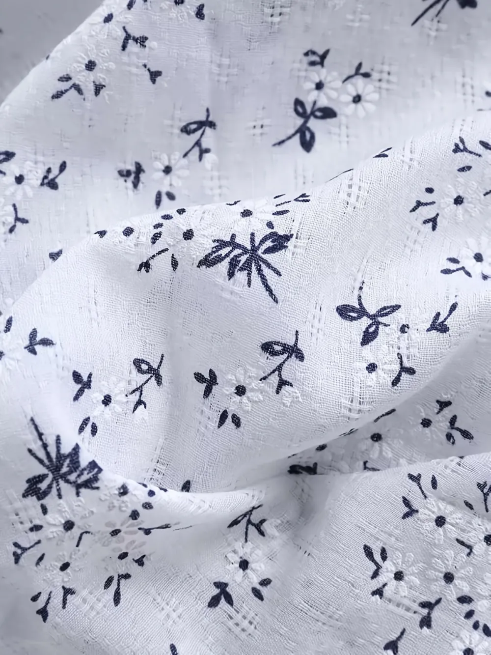 Plus Size Cotton Floral Print Long Sleeve Midi Top, Women's Plus Casual Button Front T-shirt
