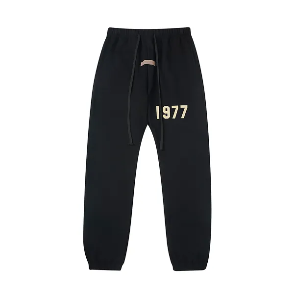 1977 Hoodie Black