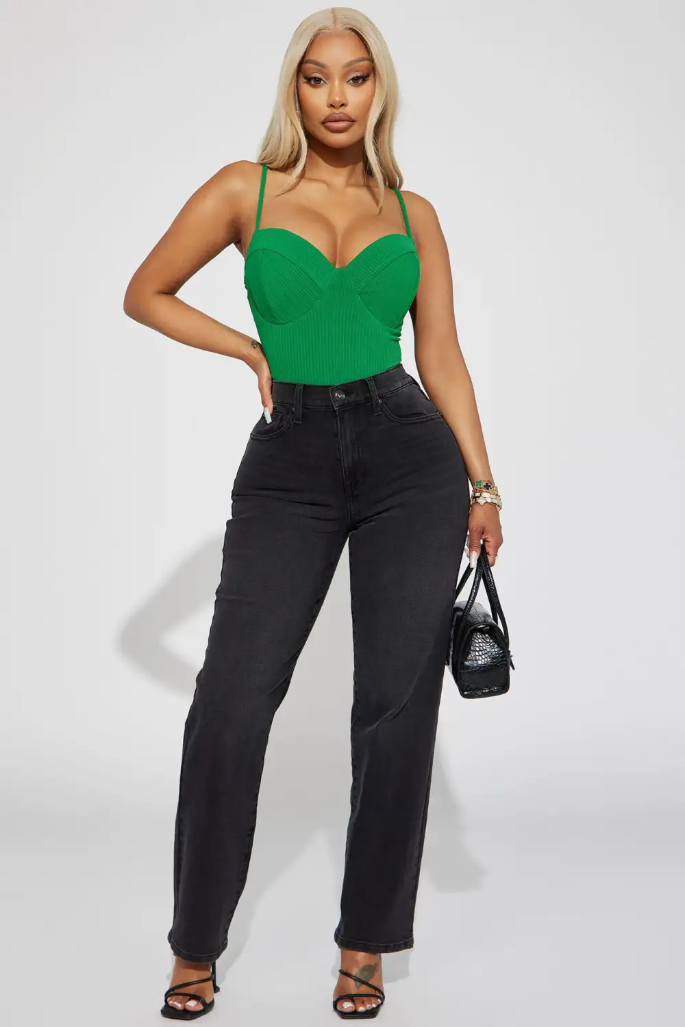 Nova 90s Straight Leg Jeans - Black Wash