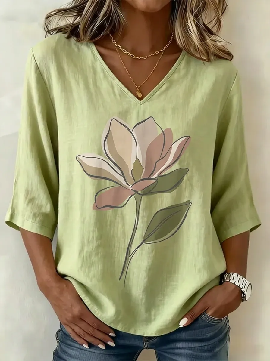 Women's Nashville Floral Lover Magnolia Printed V-neck Top