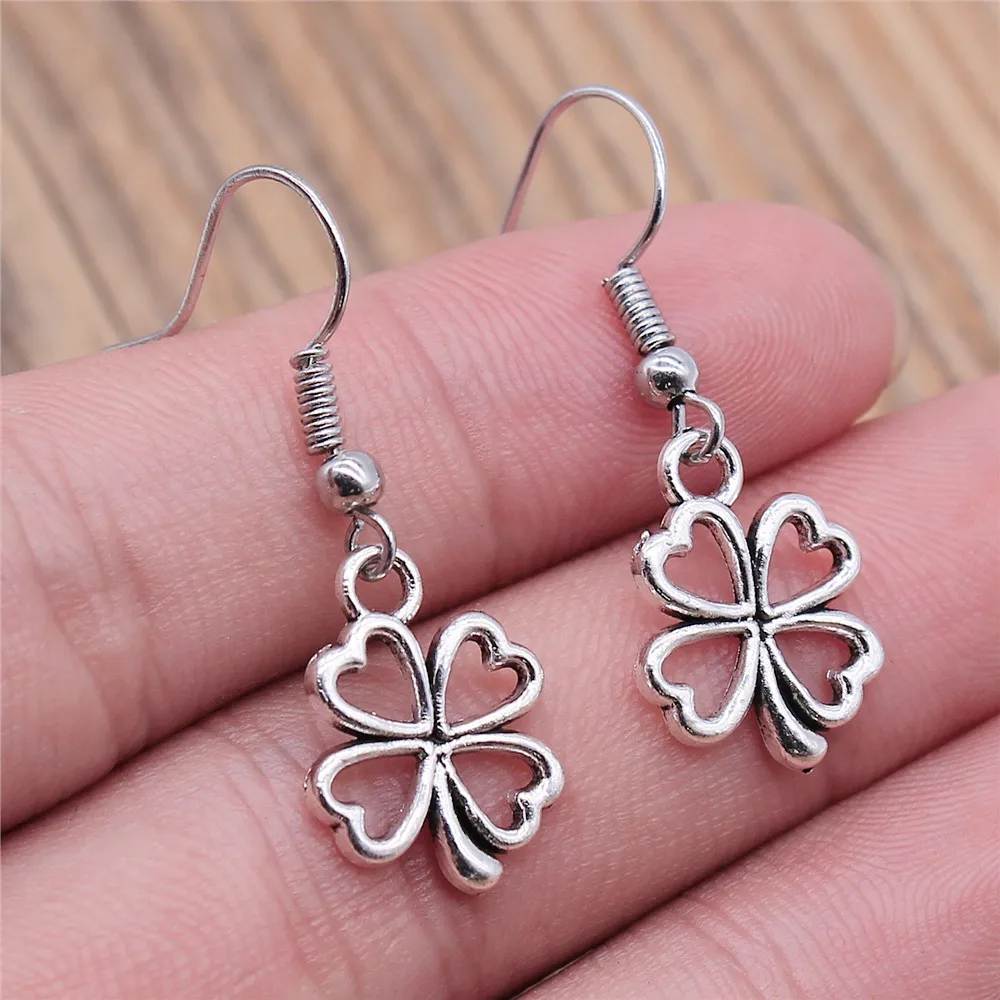Retro Clover Earrings