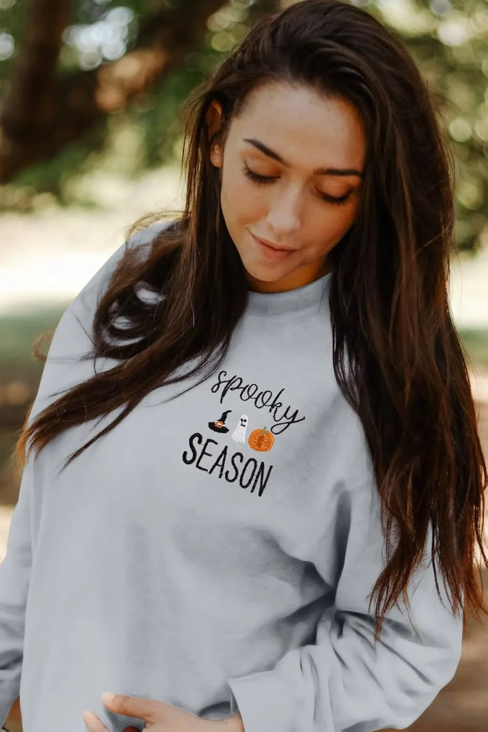 LOTUCY Halloween Sweatshirt Women Cute Spooky Season Sweatshirts Ghost Fall Embroidered Sweater Pullover Top