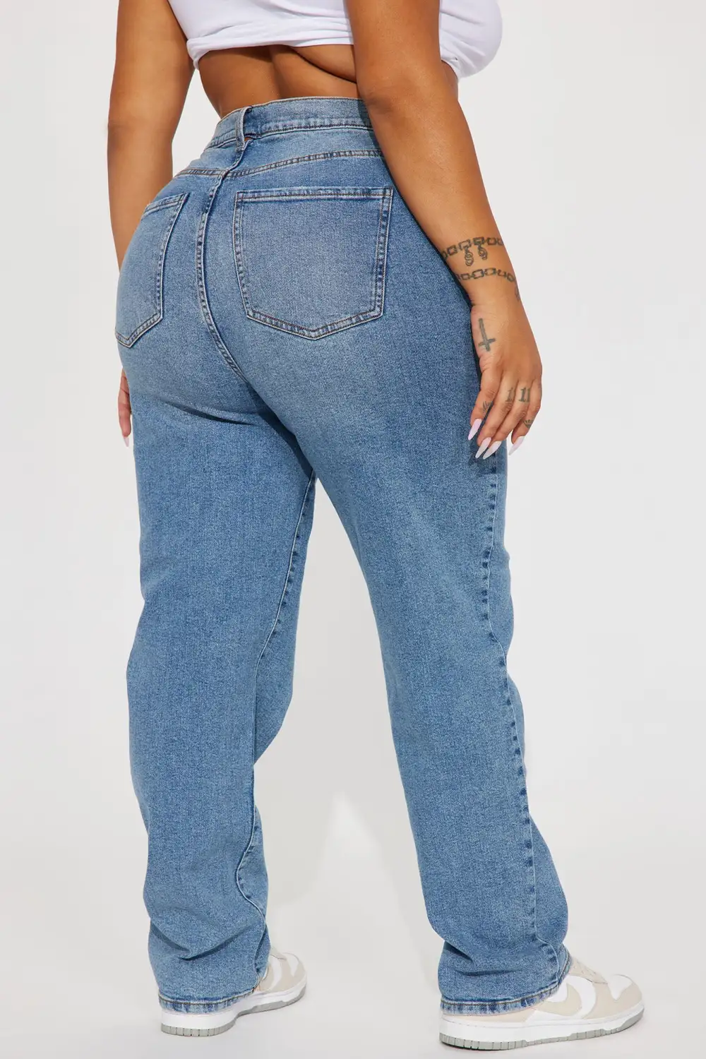 Nova 90s Straight Leg Jeans - Vintage Blue Wash