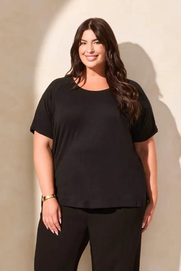 FLOWY JERSEY CREW NECK TOP WITH SHIRRED BACK-Black