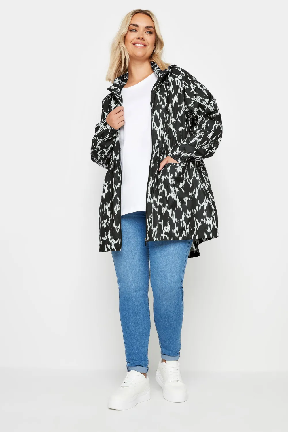 YOURS Curve Black Drawstring Lightweight Parka Jacket