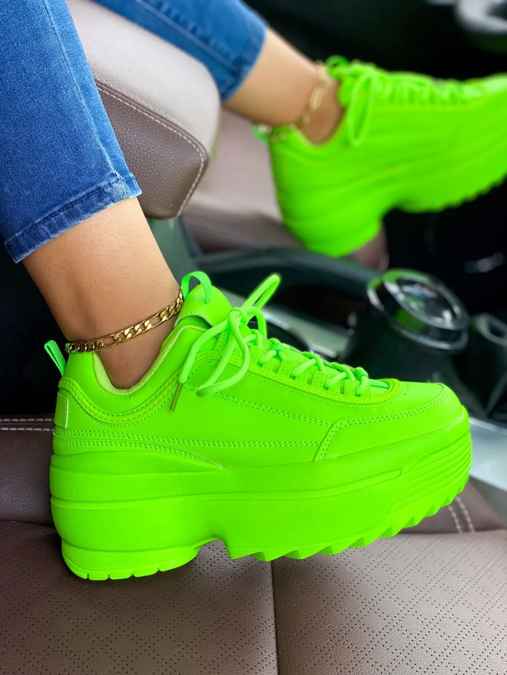 KATE | NEON GREEN