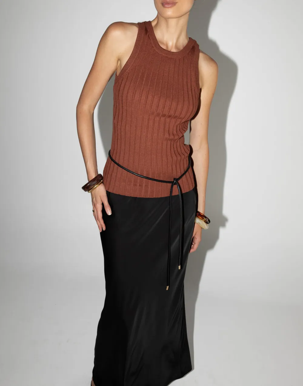 Basic High Round Neck Long Vest