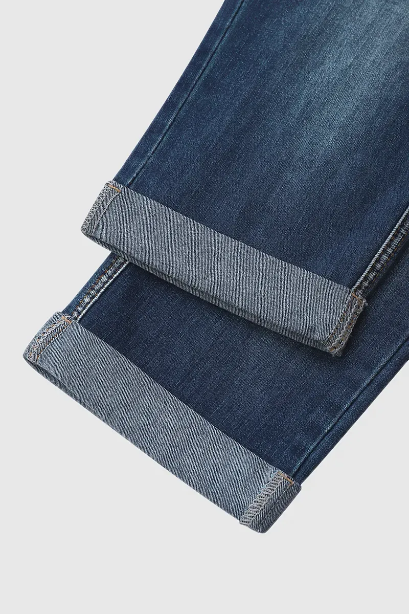 Ripped Roll Up Hem Capris Jeans