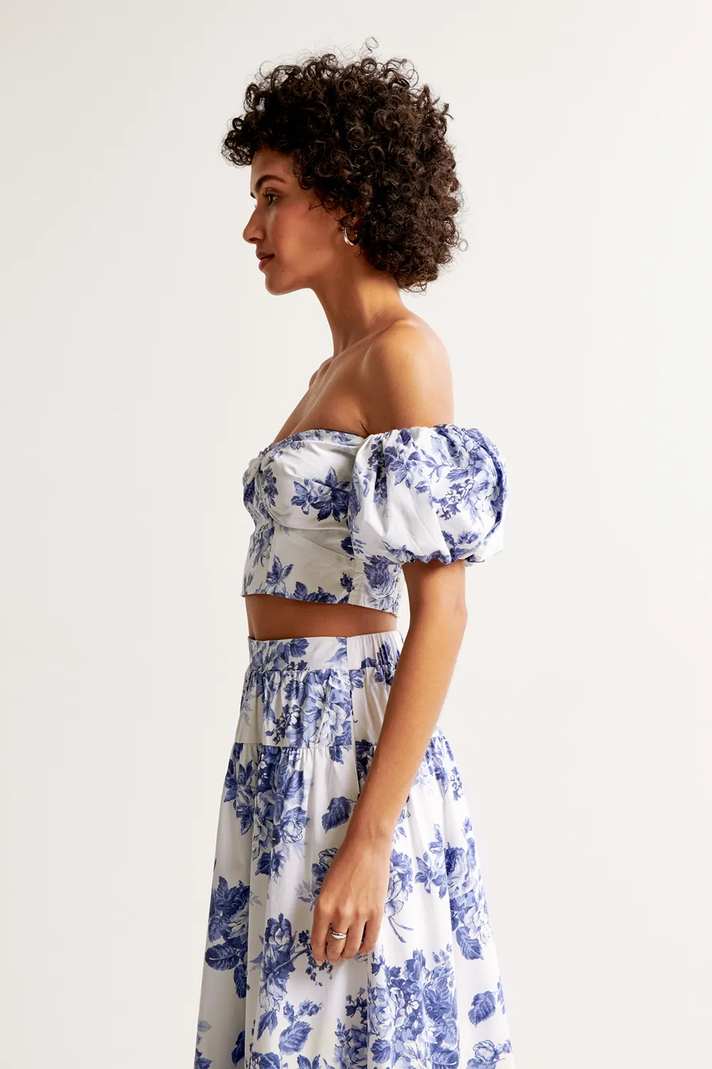 Poplin Off-The-Shoulder Set Top