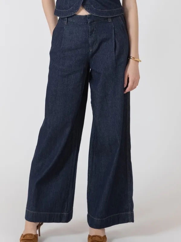 Pleated Wide Leg Denim Pant