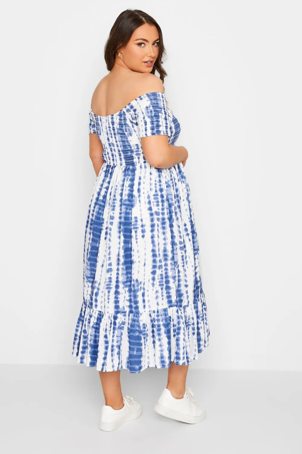 BUMP IT UP MATERNITY Curve Blue Tie Dye Shirred Dress