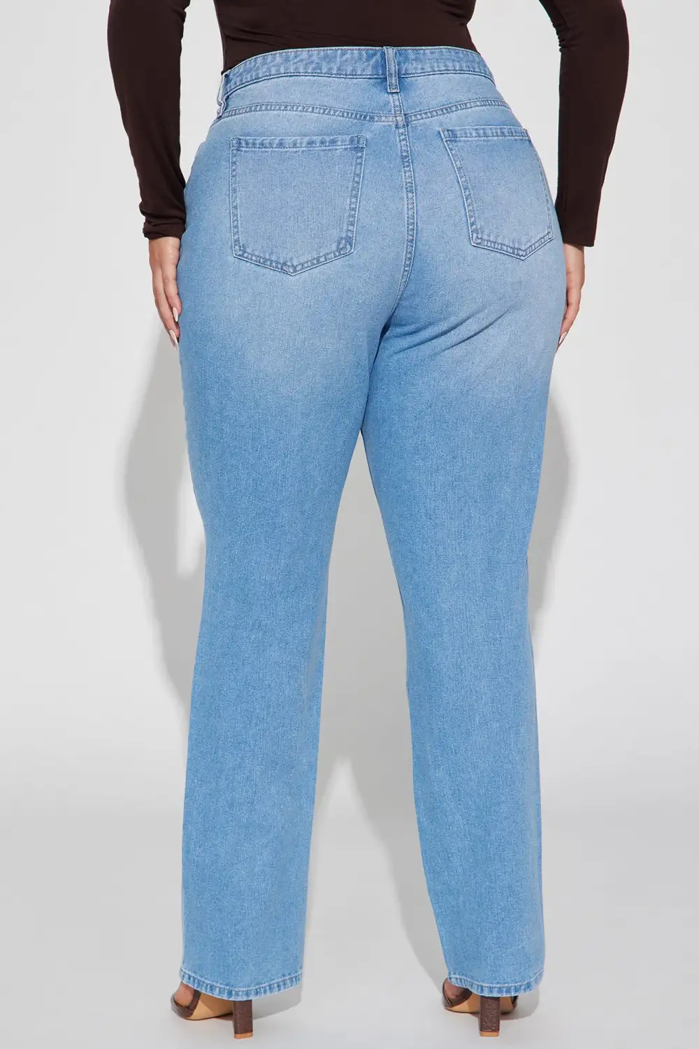 No Promises Straight Leg Jeans - Medium Wash