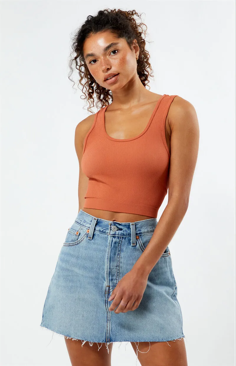 Contour Seamless Scoop Tank Top