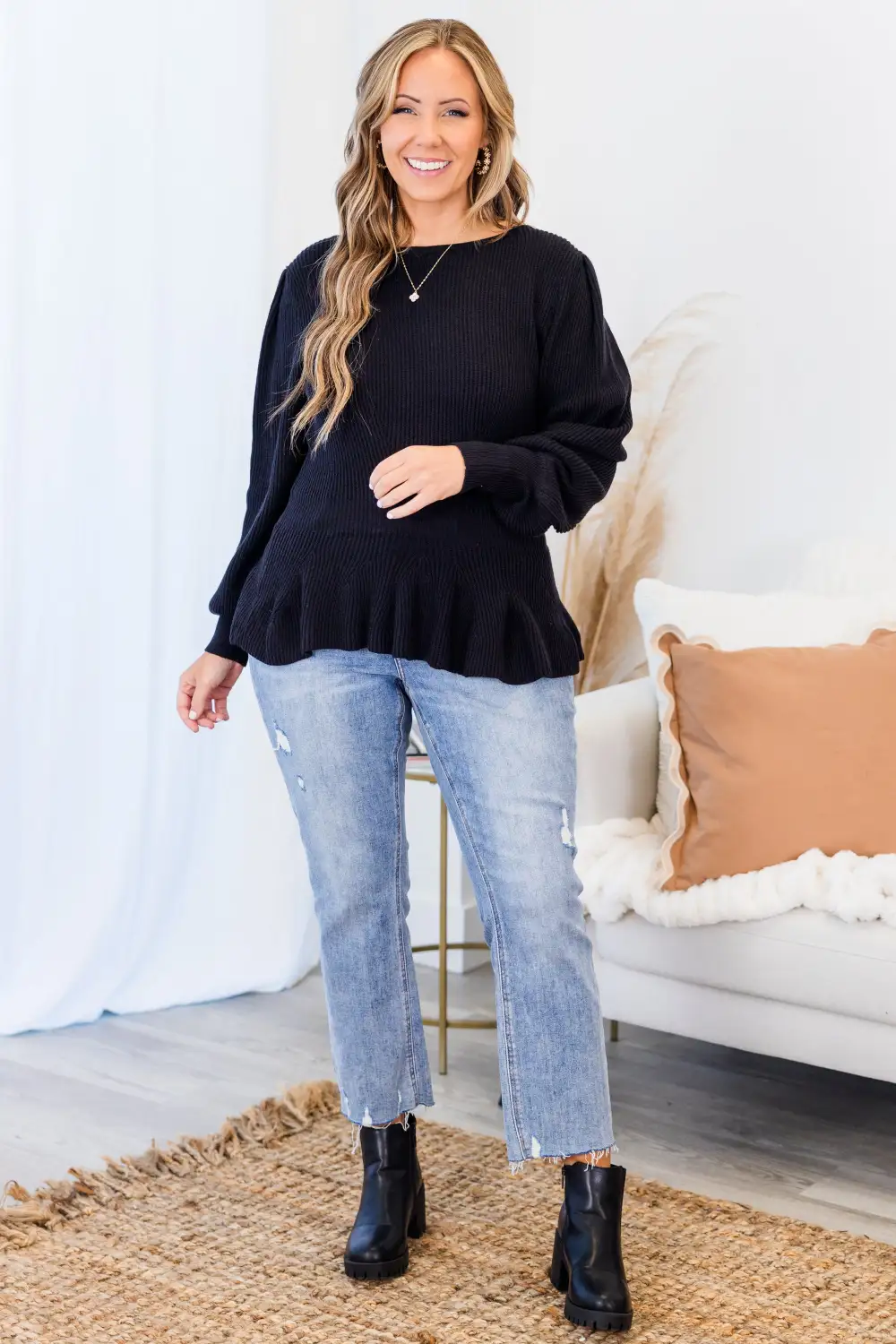 Final Notice Sweater, Black