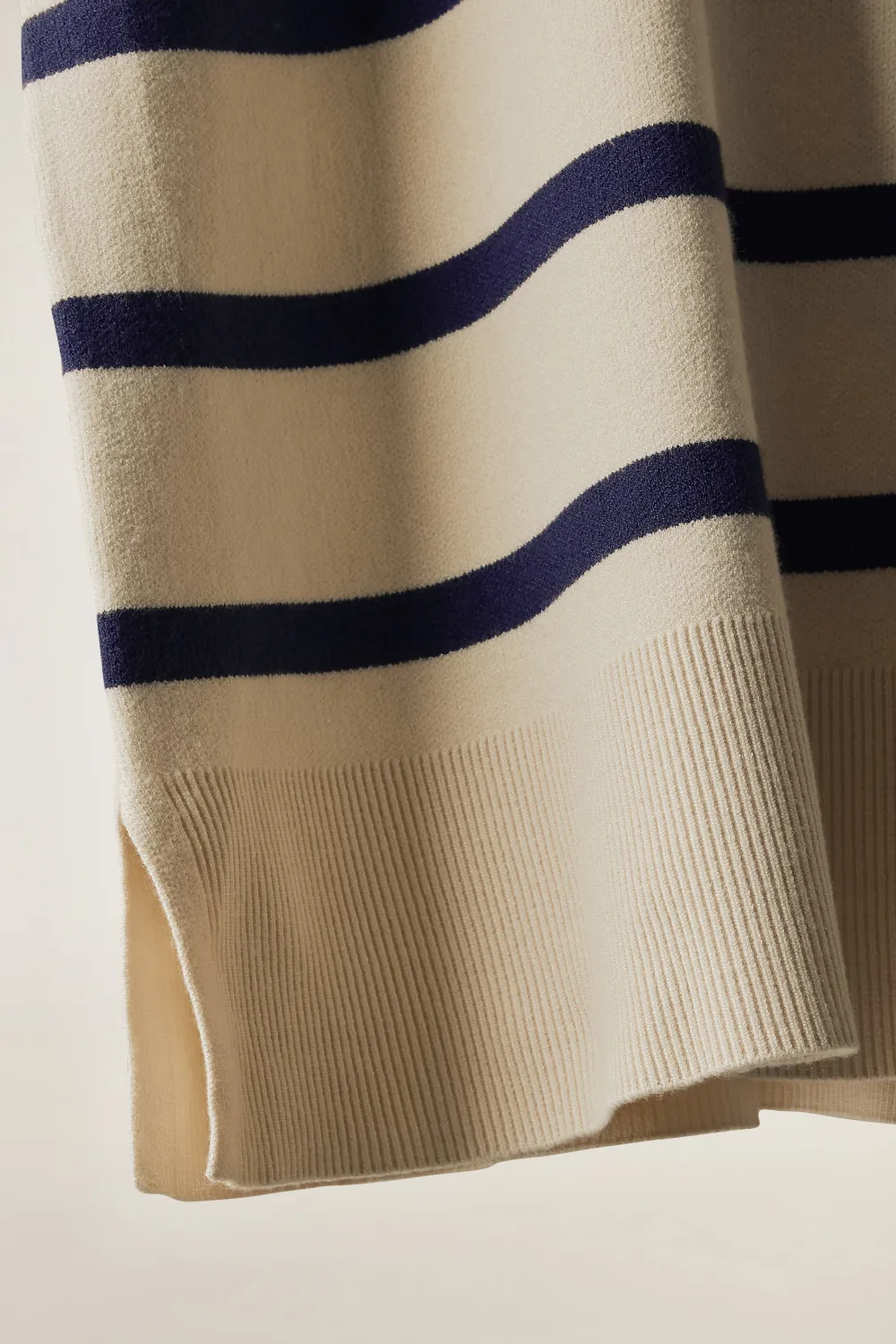 EVANS Curve Ivory White & Blue Striped Knitted Jumper