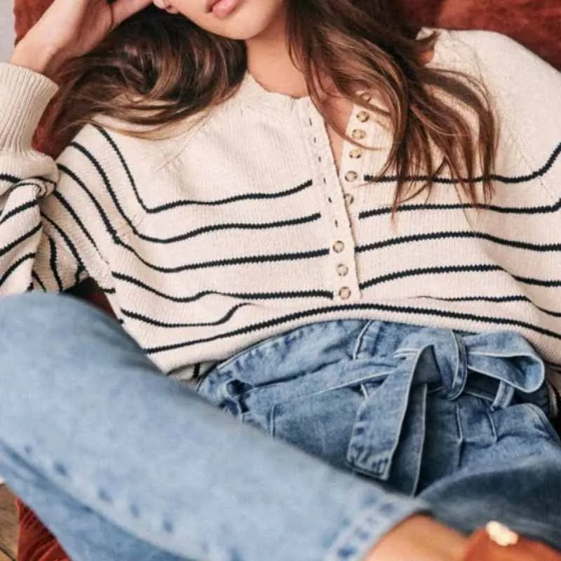 Black And White Striped Long Sleeve Knitted Pullover Sweater