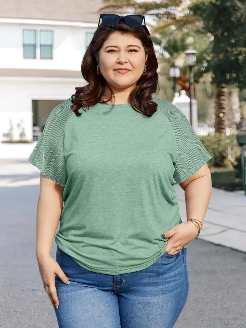 HDLTE Womens Plus Size Tops Floral Bell Sleeves Blouses Summer Crewneck Tunic Loose Casual T Shirts