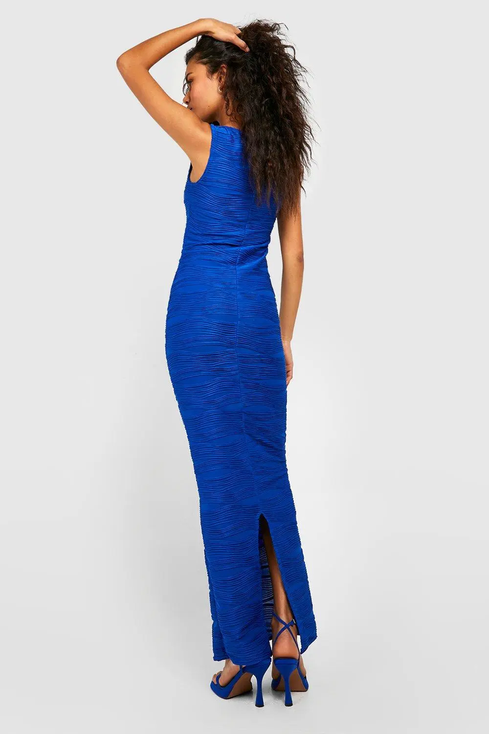 TEXTURED WAVE RIB MAXI DRESS