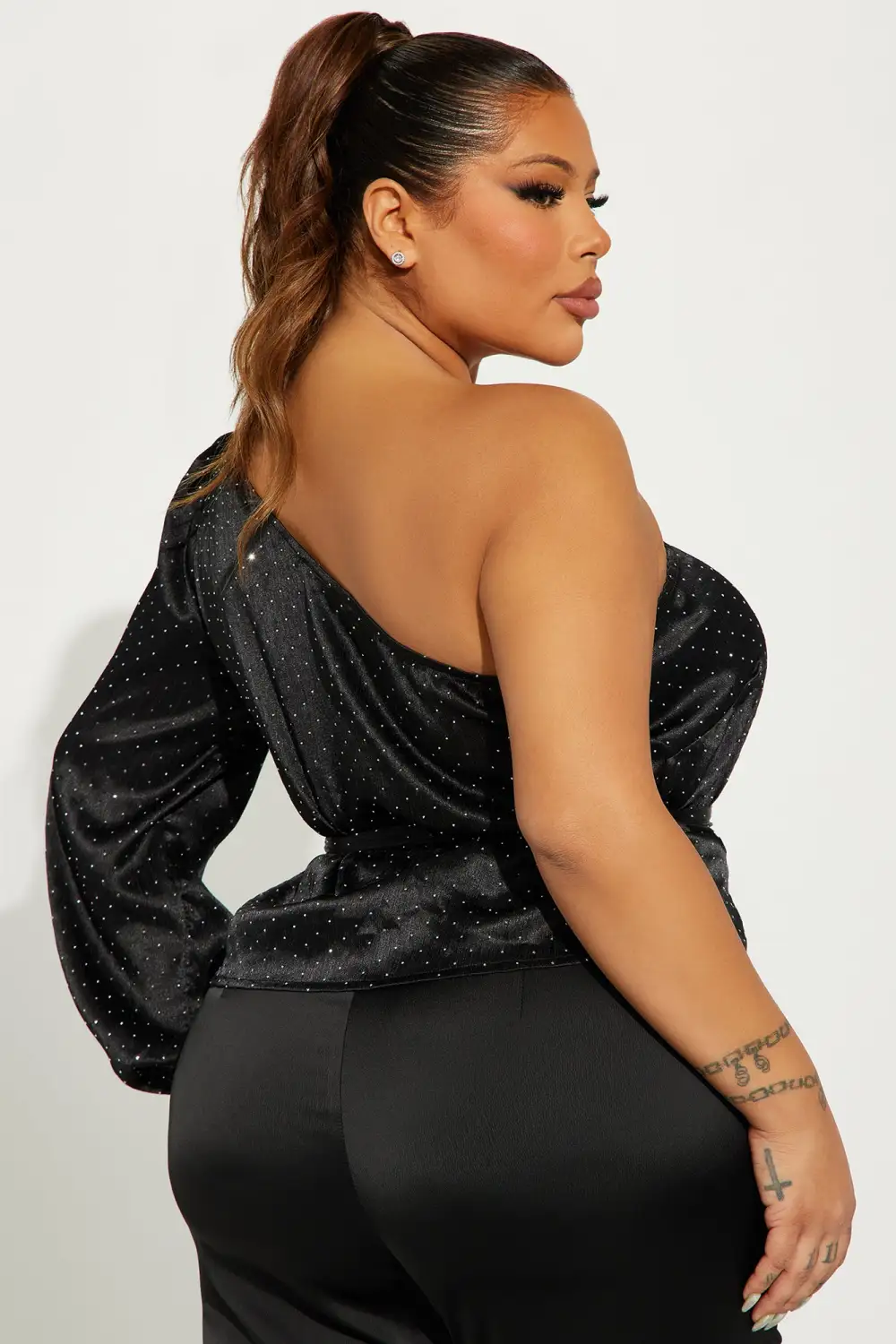 Details Matter Rhinestone Top - Black