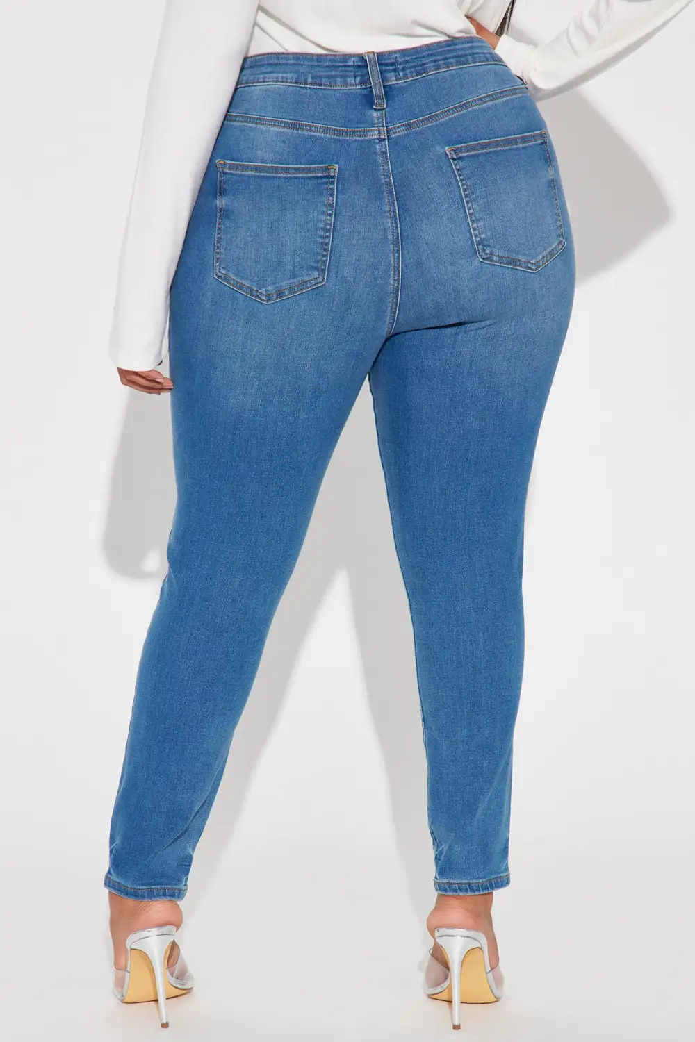 Hold You In Soft Stretch Skinny Jeans - Medium Wash
