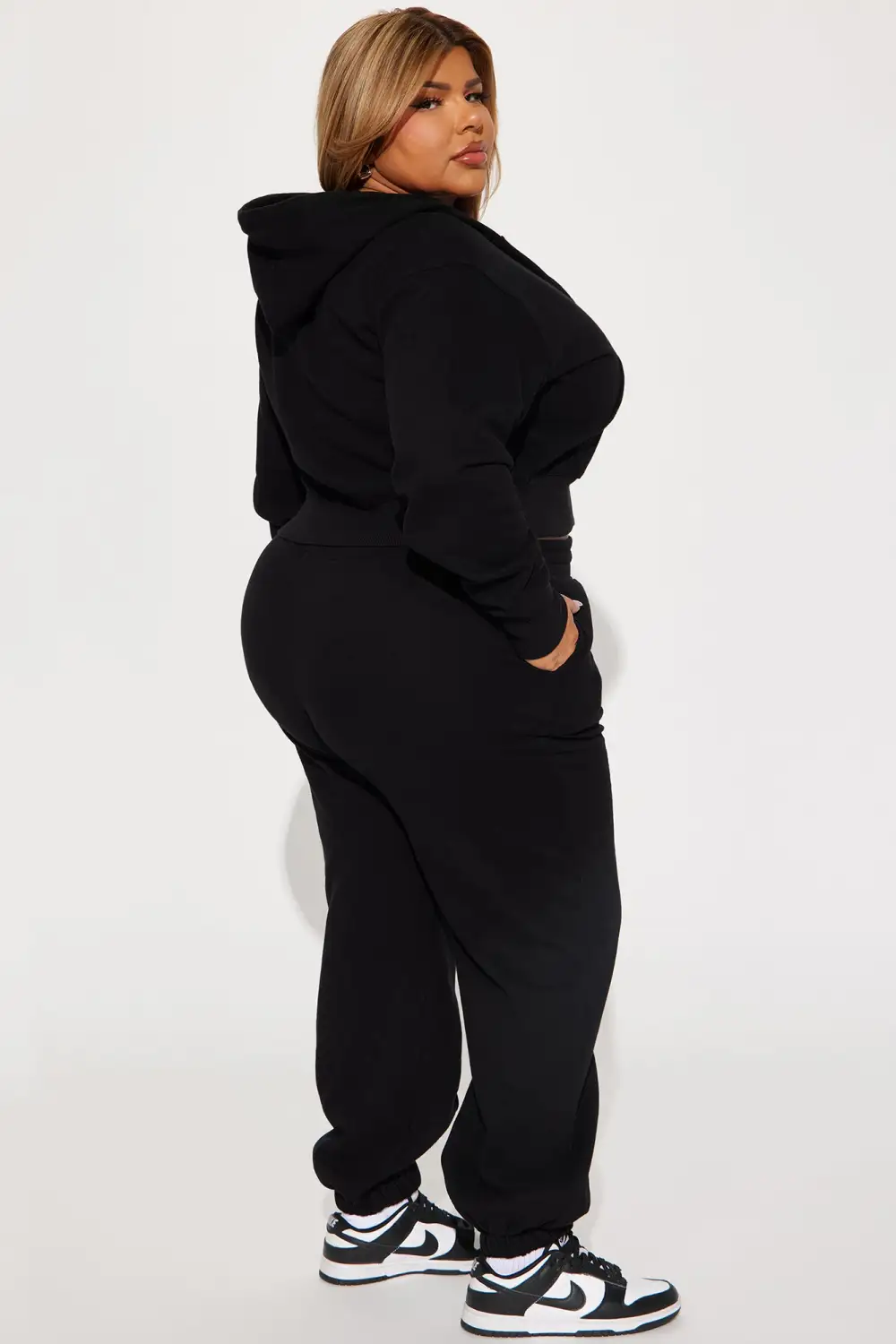 Stayin' In Sweatsuit - Black