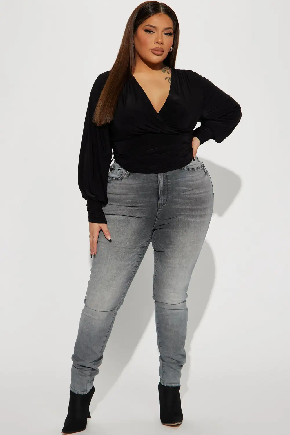 On The List Deluxe Stretch Skinny Jean - Grey