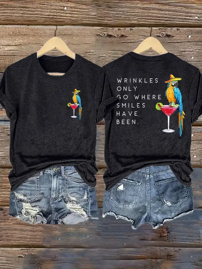 Retro Wrinkles Only Go Where Smiles Have Been Print T-Shirt