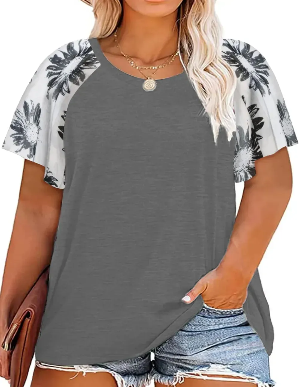 HDLTE Womens Plus Size Tops Floral Bell Sleeves Blouses Summer Crewneck Tunic Loose Casual T Shirts