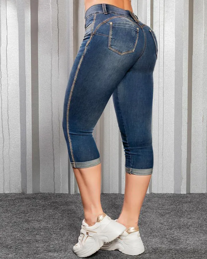 Ripped Roll Up Hem Capris Jeans