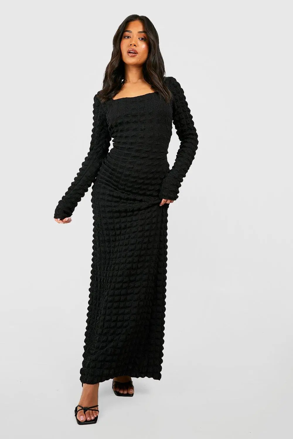 PETITE BUBBLE TEXTURED SQUARE NECK MAXI DRESS