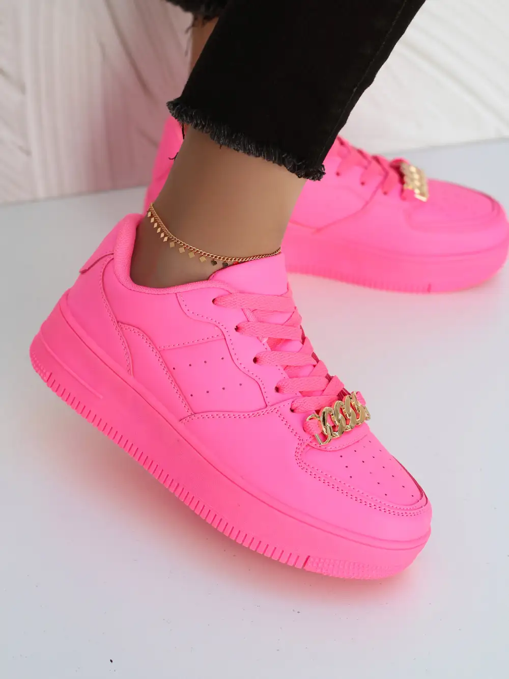 EDEN 05 | HOT PINK