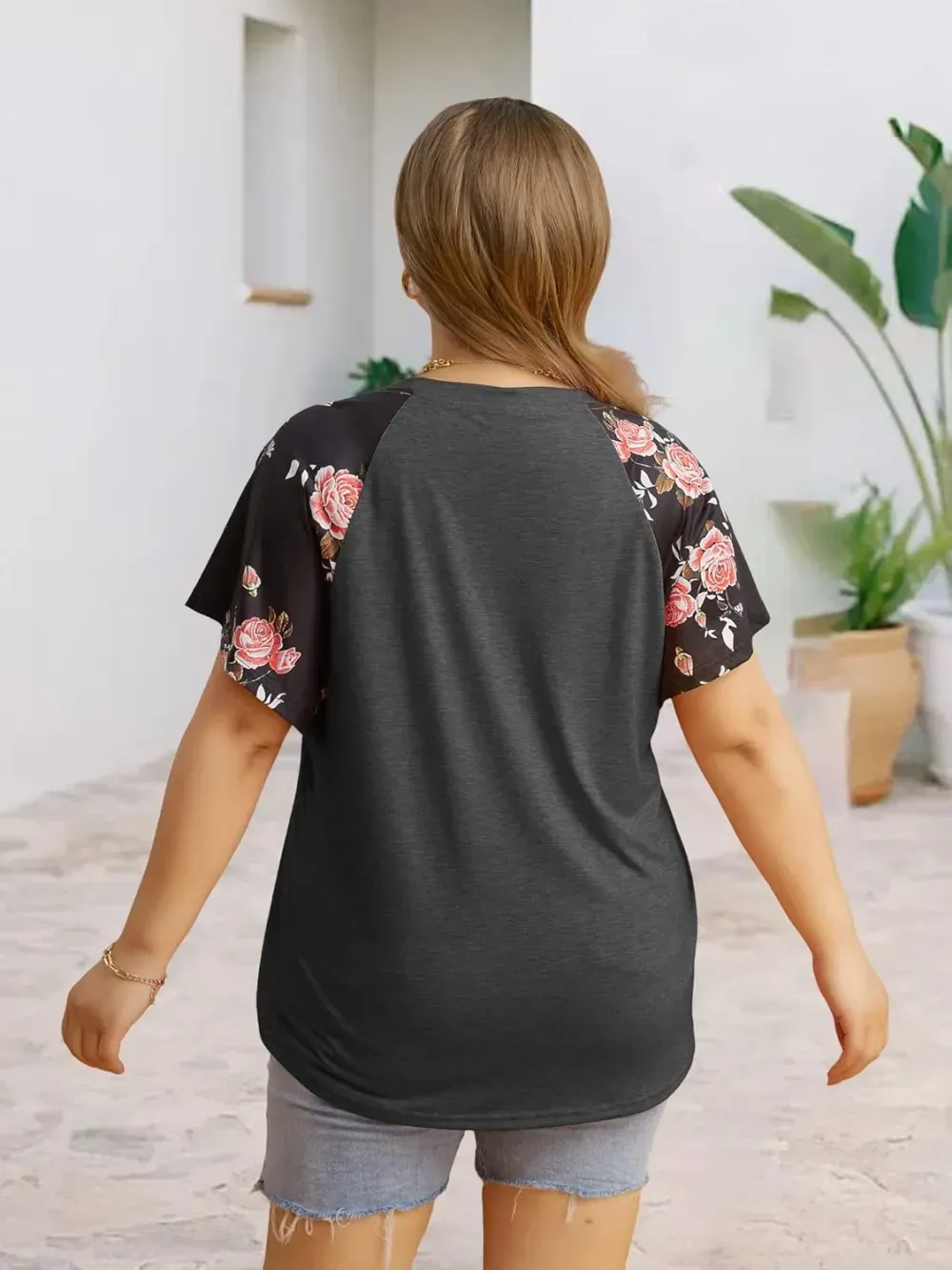 HDLTE Womens Plus Size Tops Floral Bell Sleeves Blouses Summer Crewneck Tunic Loose Casual T Shirts