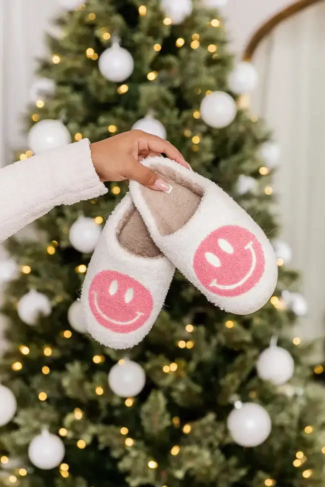 Pink Smiley Slippers DOORBUSTER