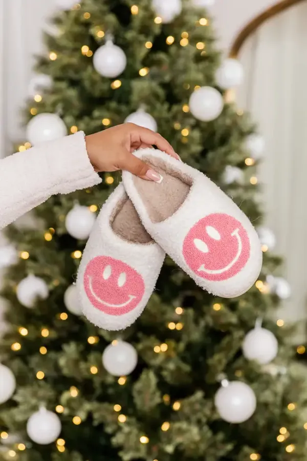 Pink Smiley Slippers DOORBUSTER