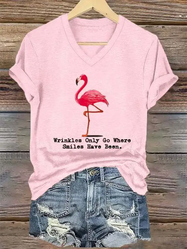 V-Neck Retro Flamingo Wrinkles Only Go Where Smiles Have Been Print T-Shirt