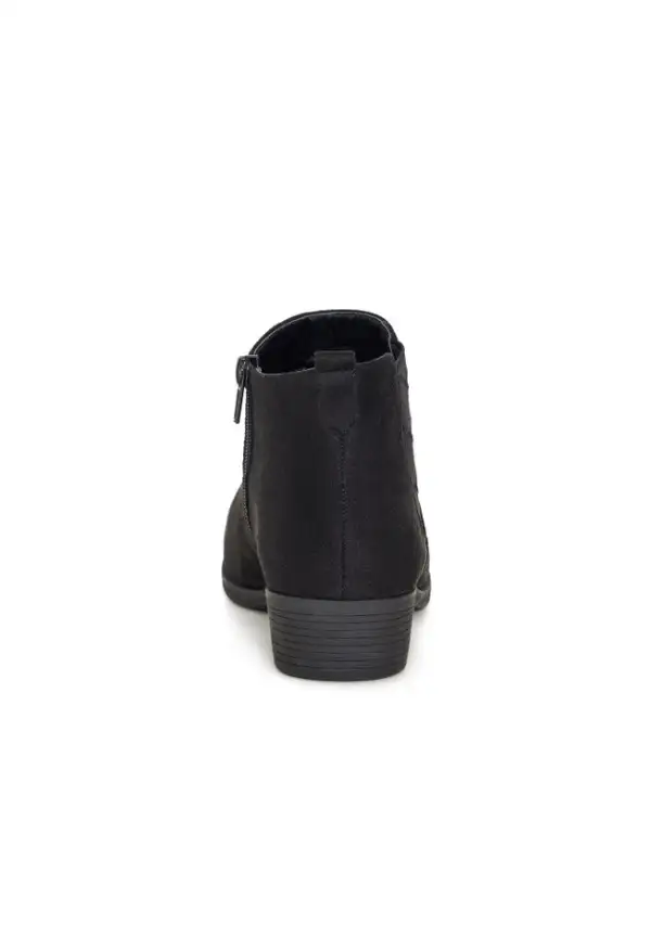 Darcy Chelsea Boot