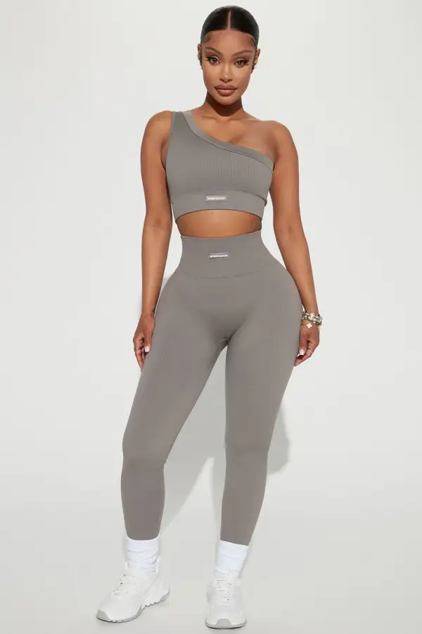 Effortless Aurora Ribbed Seamless Top - Charcoal