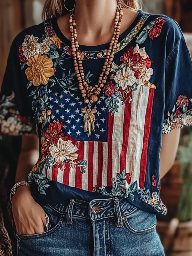 Women's Independence Day Floral Art Casual T-shirt