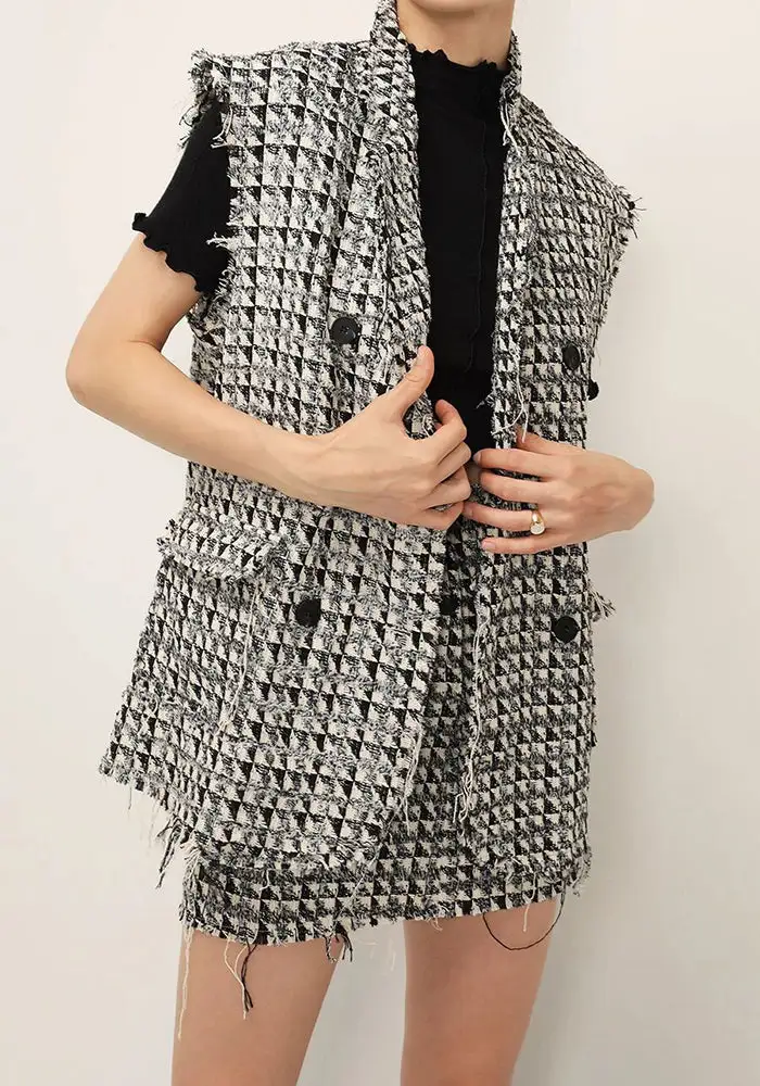 Skyfall Textured Frayed Vest