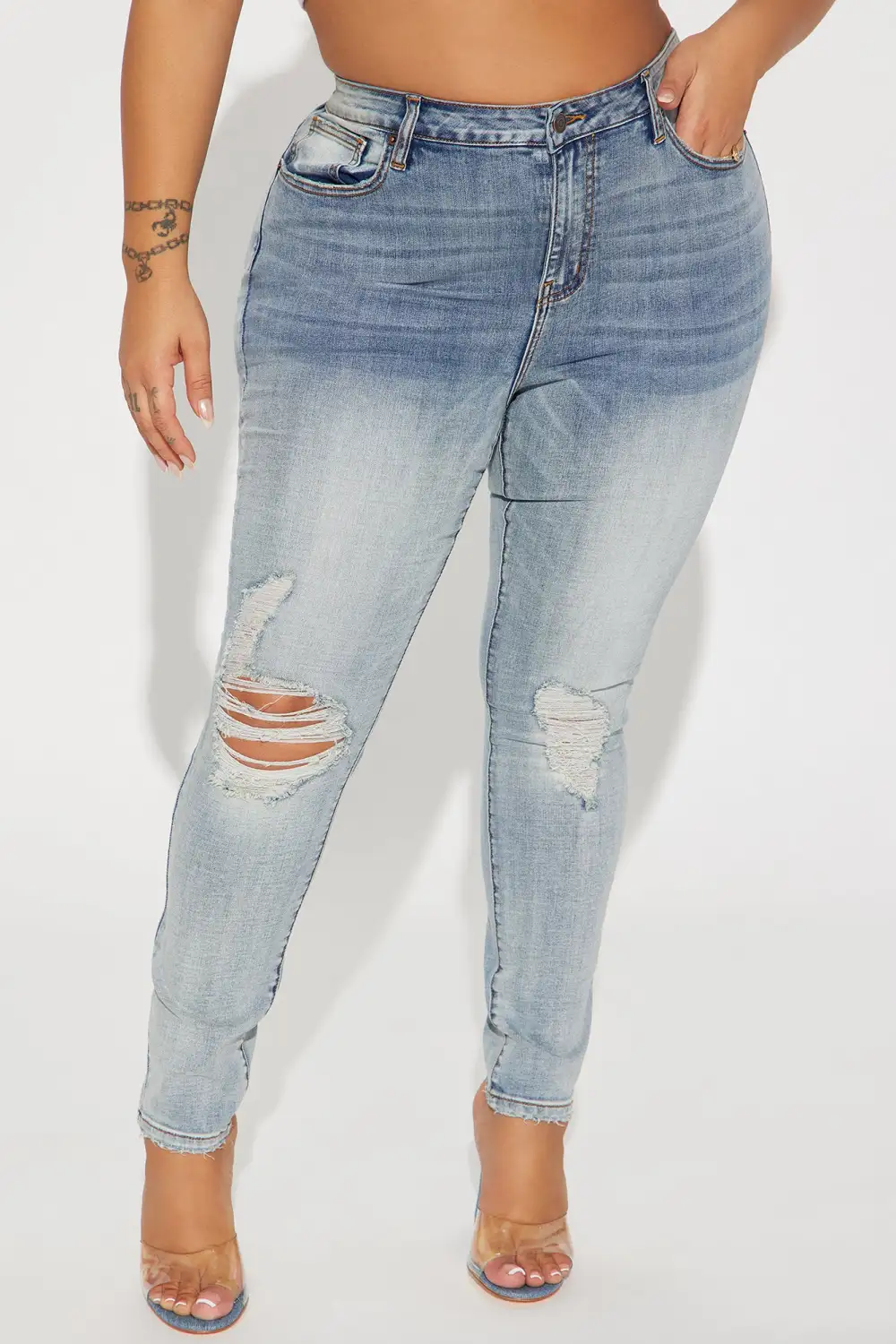 Kelly Ripped Tinted Stretch Skinny Jeans - Light Wash