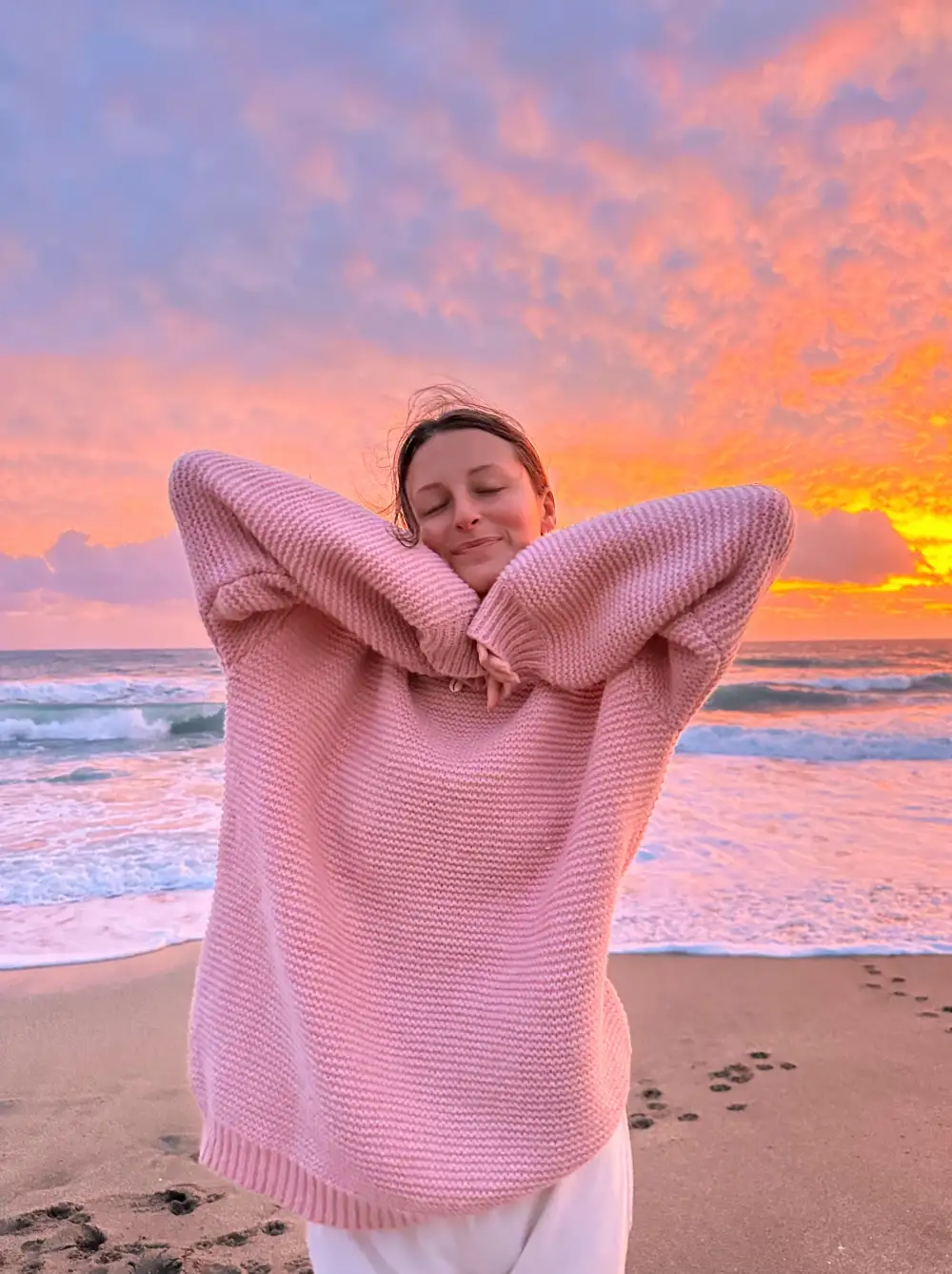 OVERSIZED CHUNKY SWEATER