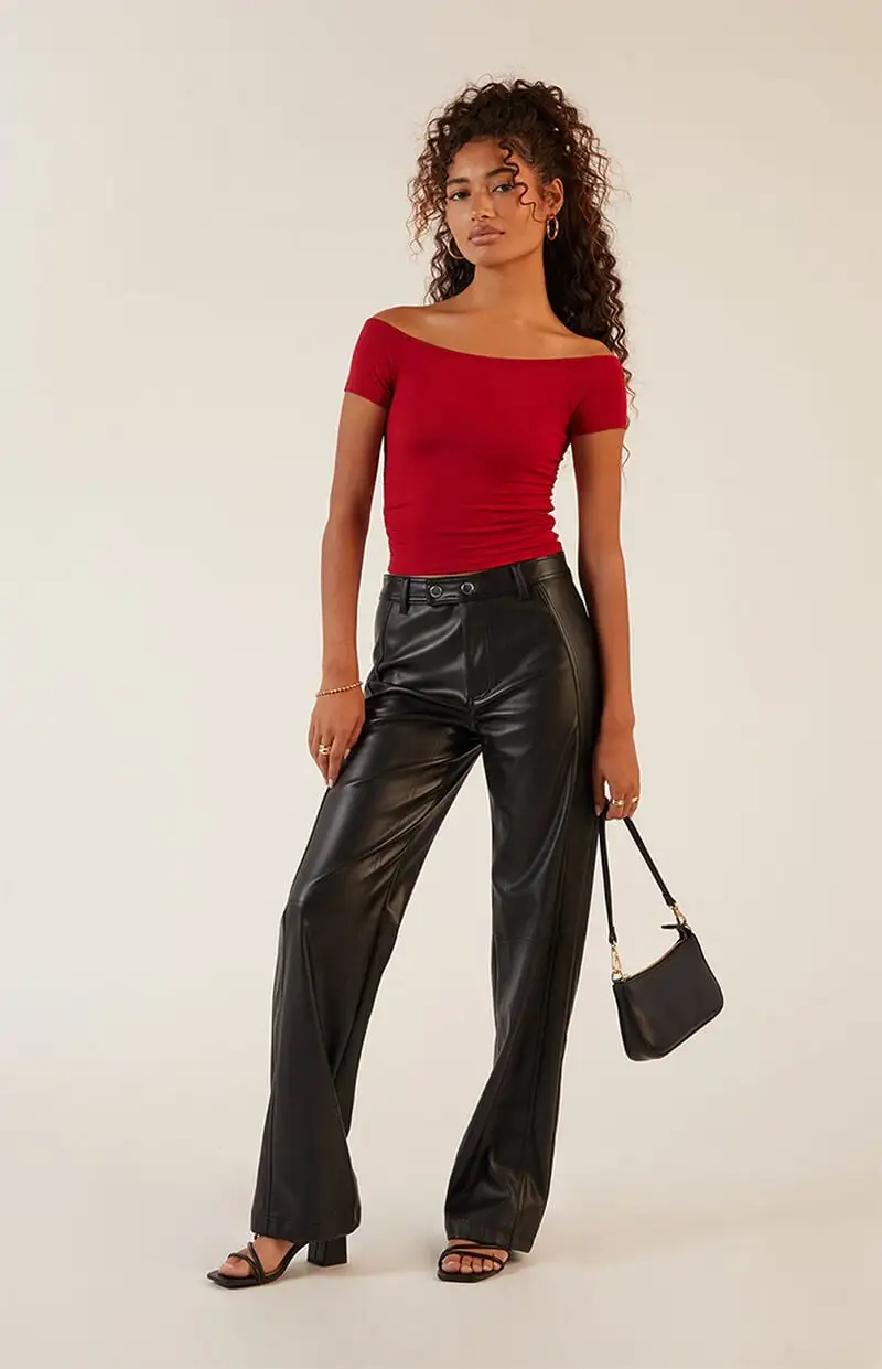 Est. PAC 1980 Off-The-Shoulder Cinched Top