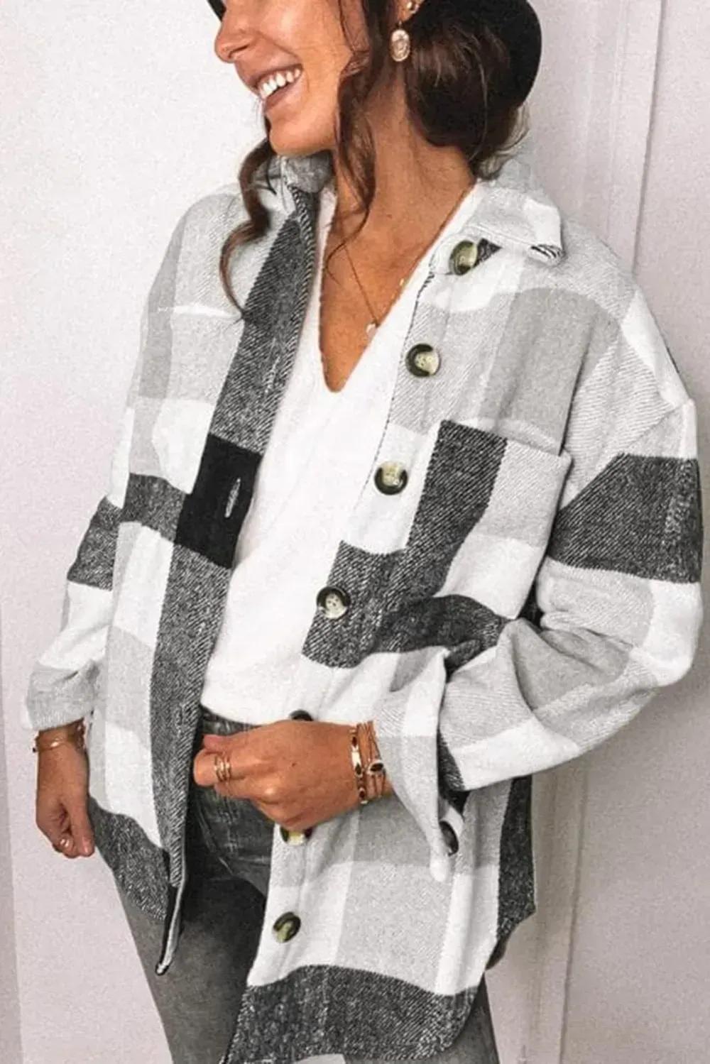 Women's 2023 Fall Clothes Plaid Shacket Jacket Long Sleeve Button Down Flannel Shirts Fashion Blouse