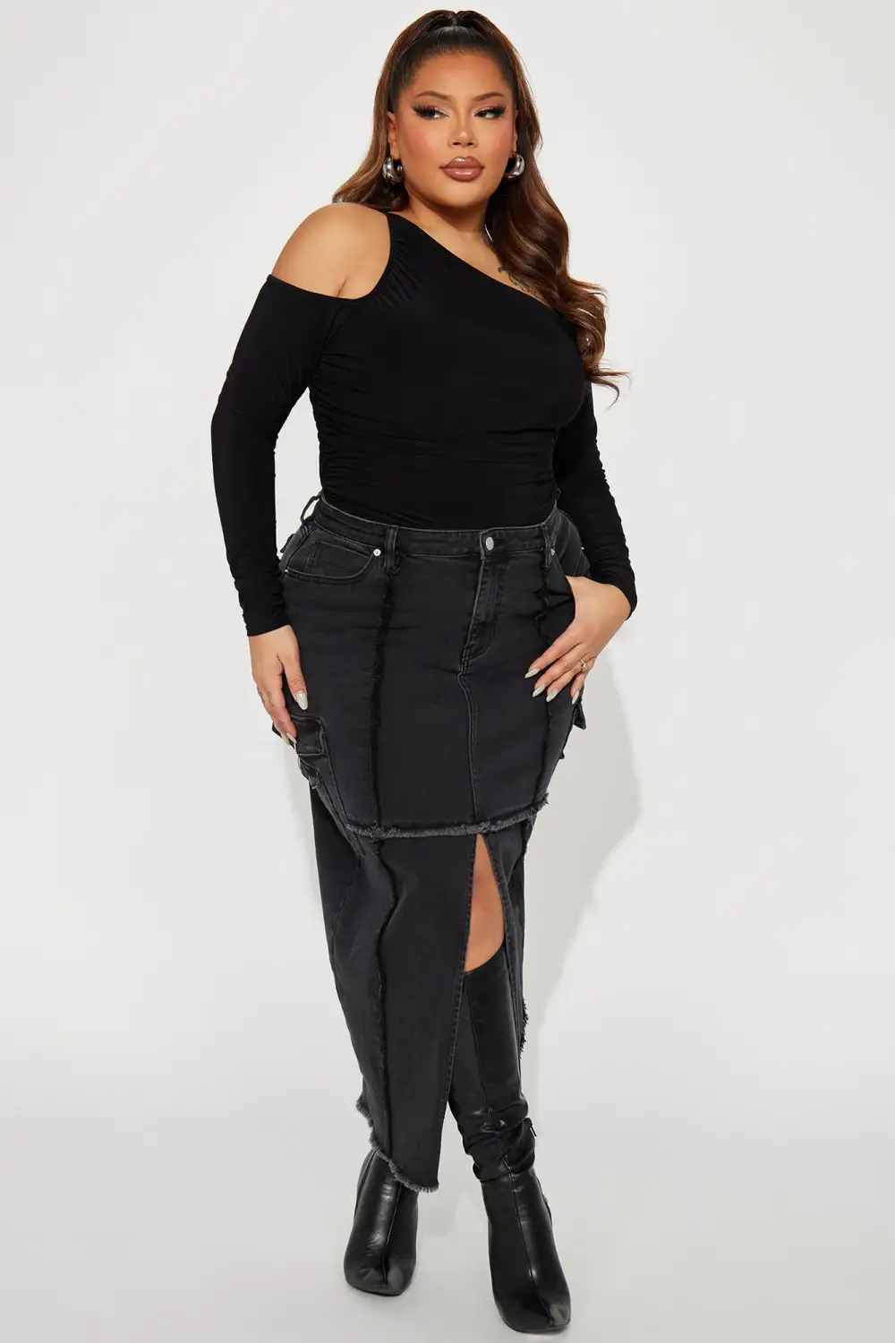 The Talk Around Town Knit Top - Black