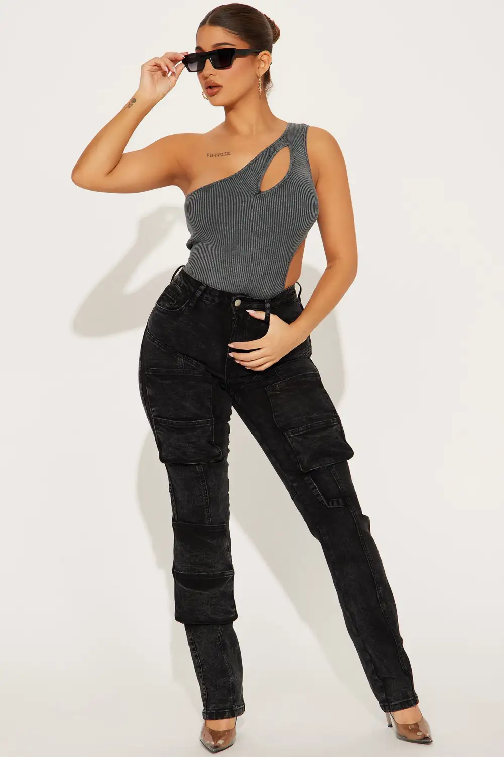 Heard A Rumor Stretch Cargo Jean - Black Wash