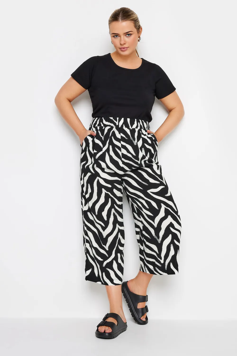 YOURS Curve Black Wide Leg Cropped Trousers
