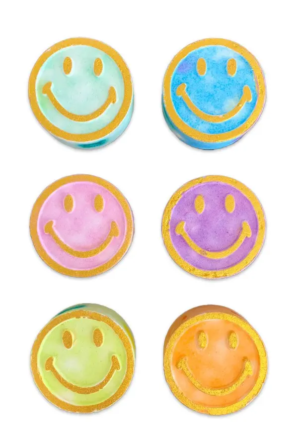 1111 SMILEY FACE BATH BOMBS