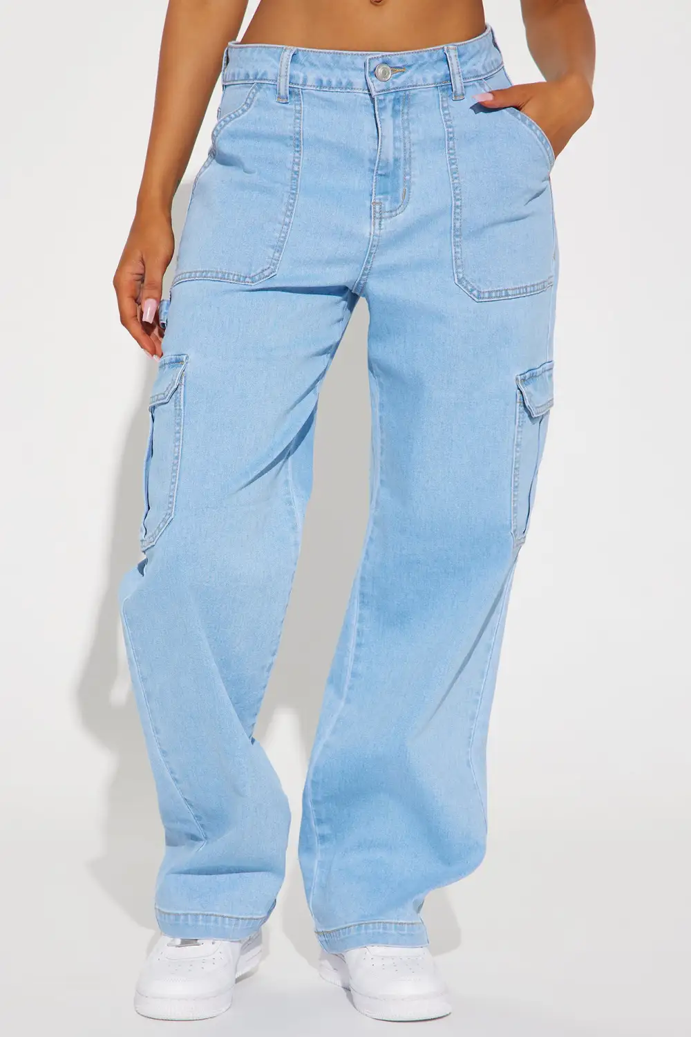 How You Do It Stretch Cargo Jeans - Light Wash