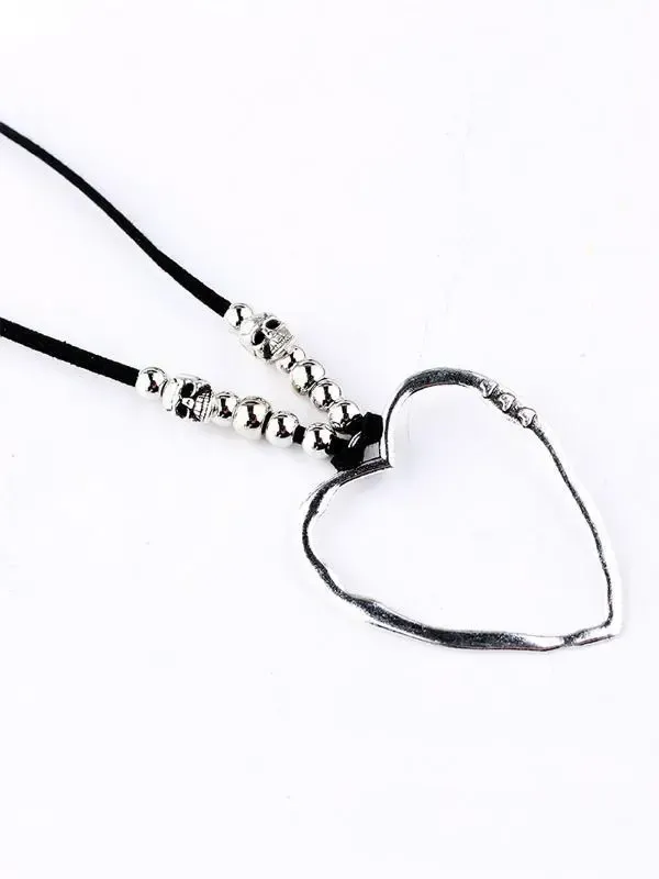 Freely adjustable piece velvet rope necklace